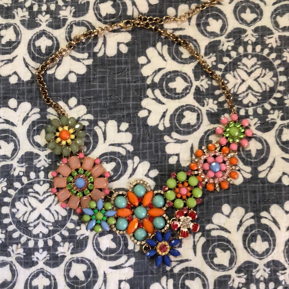 Floral statement necklace